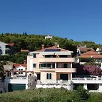 Seaside With A Swimming Pool - 7561 Apartman *