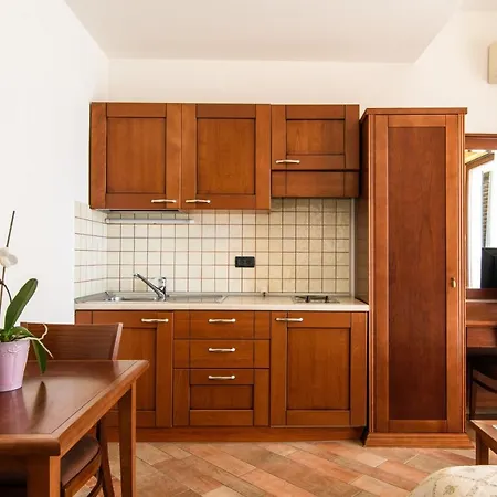 Seaside With A Swimming Pool - 7561 Trogir