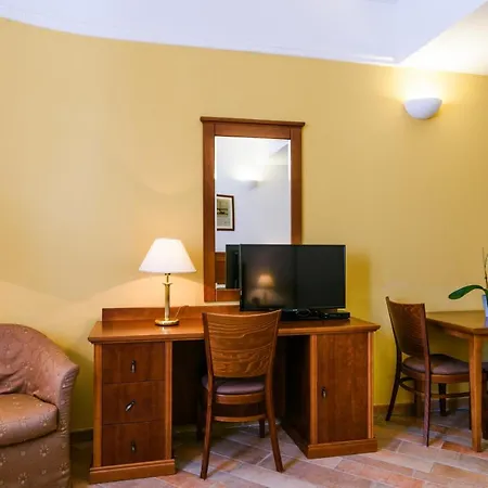 Seaside With A Swimming Pool - 7561 * Trogir